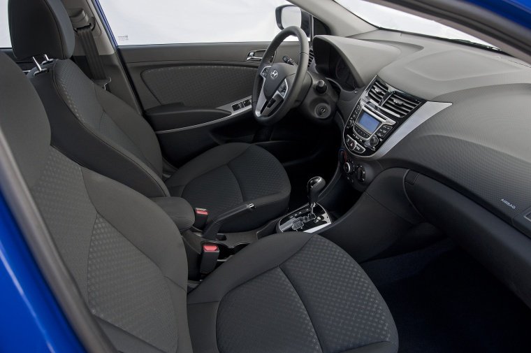 2014 Hyundai Accent Hatchback Front Seats Picture / Pic / Image